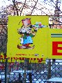 Plakate, Graffitis, Werbung,Aufkleber,  Kunst oder Ähnliches in der Neustadt-Antonstadt, Politisches und Unpolitisches