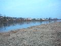 Spaziergang zwischen Pieschen-Flügelwegbrücke, längs der Elbe