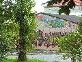 Graffitis-Schriften und Blütenfarben