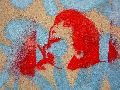 Graffitis-Schriften und Blütenfarben