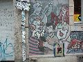 Graffitis-Schriften und Blütenfarben
