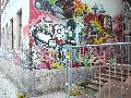 Graffitis-Schriften und Blütenfarben