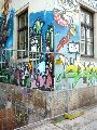 Graffitis-Schriften und Blütenfarben