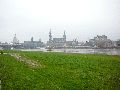Längs der Elbe von der Marienbrücke zur Albertbrücke