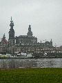 Längs der Elbe von der Marienbrücke zur Albertbrücke