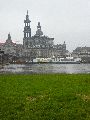 Längs der Elbe von der Marienbrücke zur Albertbrücke