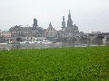 Längs der Elbe von der Marienbrücke zur Albertbrücke