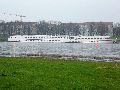 Längs der Elbe von der Marienbrücke zur Albertbrücke