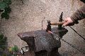 Pfeil Schmiede-Freiraum Elbtal-Hippo