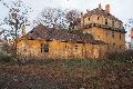 Zuerst zog das Kaiserliche Heer ein, dann folgte die Reichswehr, dann kamen  die Russischen Soldaten, Kaserne in Übigau Heute