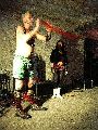 Jens hatte geladen und Künstler aus Europa  kamen zur Smog-Party. Im Anhang etliche Anblicke auf das nächtliche historische Ensemble